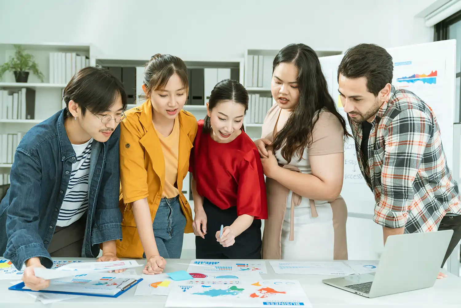 creative agency business brain storm meeting presentation team discussing roadmap product launch presentation planning strategy new business development.webp